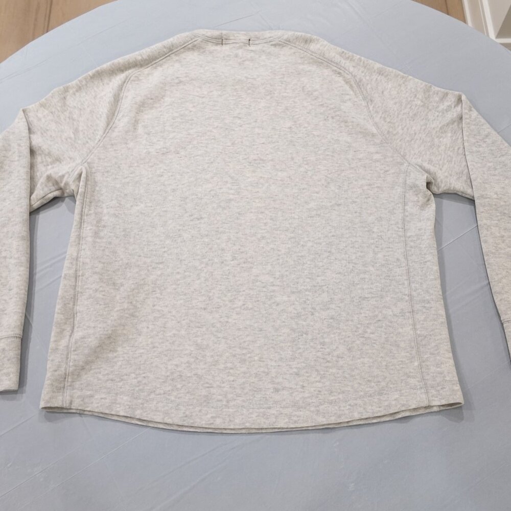 Banana Republic | Double Knit Crew Neck T-Shirt | Light Gray | Size Large - Picture 3 of 10
